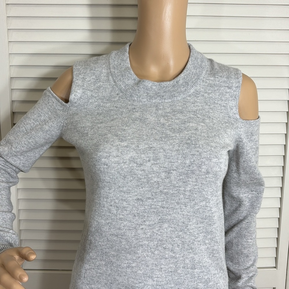 Veronica Beard Central Cold Shoulder 100% Cashmer… - image 7